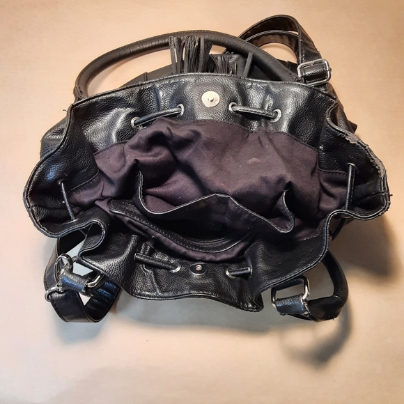 LE chateau bucket bag - Picture 8 of 9